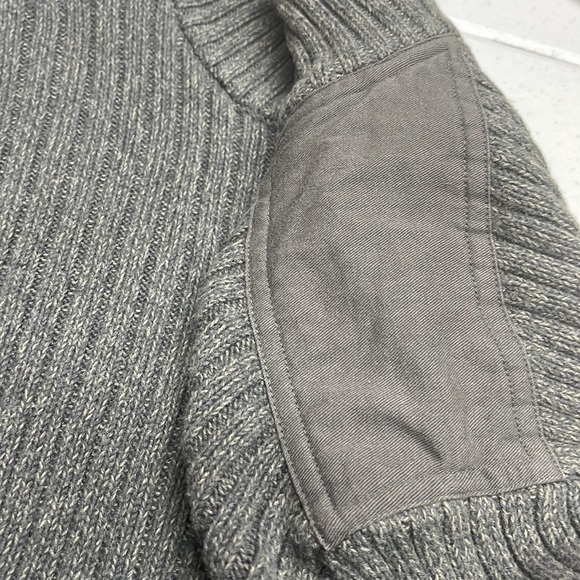 Calvin Klein Jeans Sweater - Picture 4 of 4